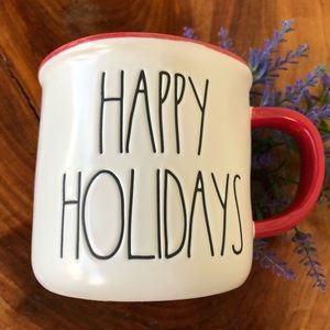 Rae Dunn “HAPPY HOLIDAYS” mug